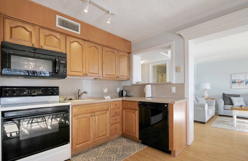 Myrtle Beach Condo | Cozy 2-bedroom condo, Ocean front! Top Floor! in fabulous Myrtle Beach resort