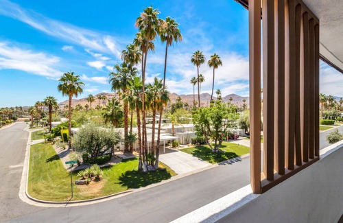 Canyon Corridor Condo | Cozy 2-bedroom condo in South Palm Springs