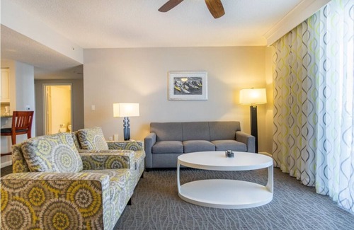 Daytona Beach Resort | Cozy 2-Bedroom Deluxe Suite in Beautiful Daytona Beach!