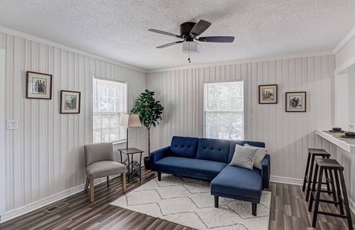 Winston - Salem House | Cozy 2-bedroom house in Winston-Salem with AC, WiFi, washer/drier, full kitchen.