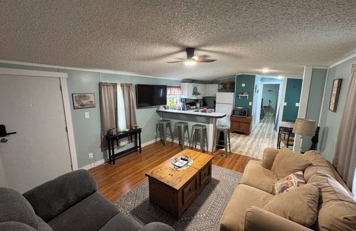 Manattee Road House | Cozy 2-bedroom home in tranquil Chiefland