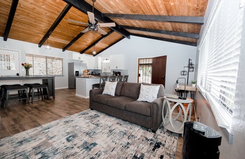 Holualoa House | Cozy 2 Bedroom home in beautiful Holualoa town.