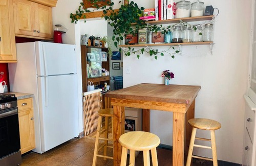 Bozeman House | Cozy 2-bedroom house with Hot Tub