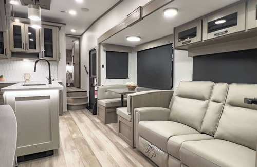 Sun Valley House | Cozy 2-bedroom RV in Marvelous Ketchum with AC