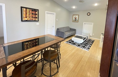 Coquitlam House | Cozy 2 bedroom suite in farmhouse
