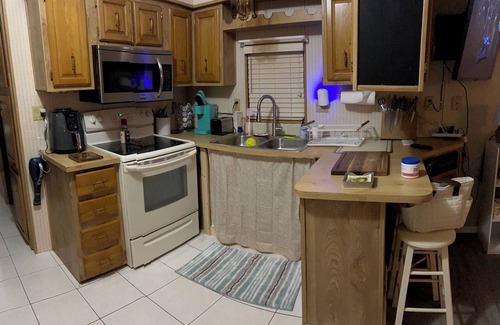 Hutchinson Island South House | Cozy 2-Bed home in Nettles Island.