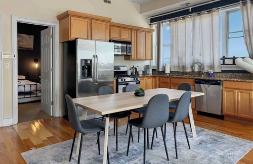 Old City Apartment | Cozy 2BD | Old City | Prime Location