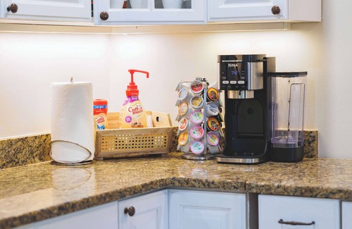 La Vista House | Cozy 2BR Beach & Trail | Bikes Fire Pit