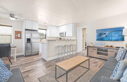 Balboa Peninsula House | Cozy 2Br Cottage W Ac & Prime Location One House From Sand By Beachview Rentals