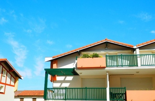 Vieux-Boucau-les-Bains Apartment | Cozy 2BR Apartment Near Ocean & Lake – Sleeps 6