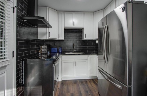 Memphis House | Cozy 2BR Retreat -Quick Drive to Downtown Memphis