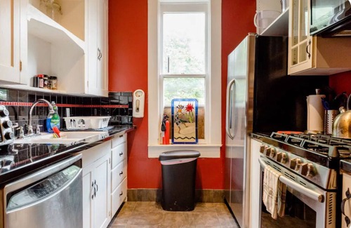 Fort Worth House | Cozy 3/2 Fort Worth Historic Home- off Magnolia Ave. Pet Friendly. Near Downtown