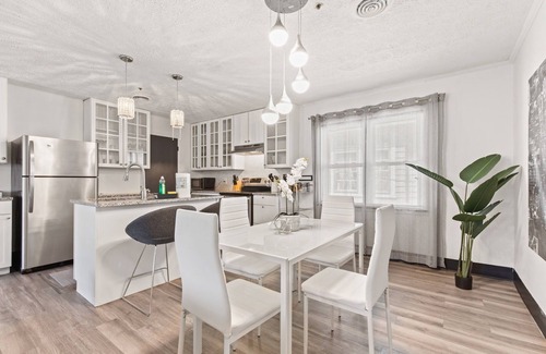 Indianapolis Apartment | Cozy 3-Bedroom Apartment in the Heart of Indy