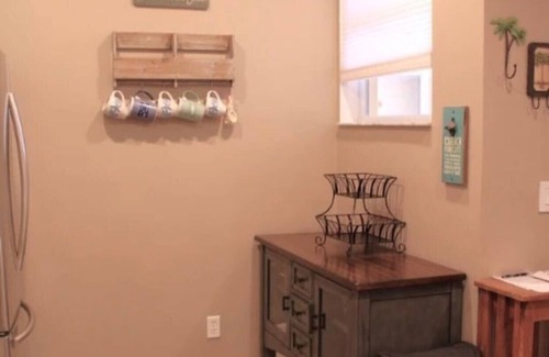 Iona Condo | Cozy 3-bedroom condo with AC, fitness room, pool, in welcoming Fort Myers