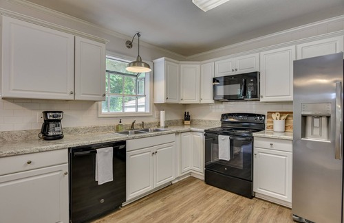 Martinez House | Cozy 3 Bedroom Home - Augusta, GA
