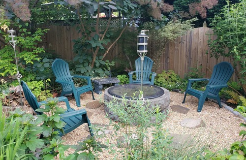 Woodland Heights House | Cozy 3 bedroom house in the City, steps away from trails and river adventures