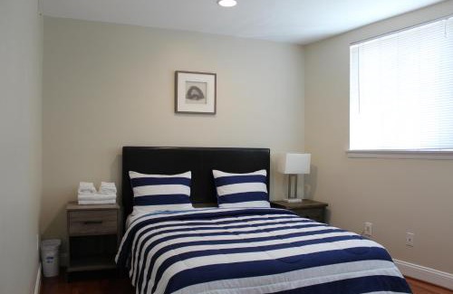 Nauck Apartment | Cozy 3 Bedroom Min to National Mall Great Location and Free Parking