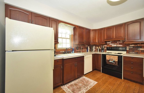 Saratoga Springs House | Cozy 3-Bedroom Home with a Pool in Saratoga Springs