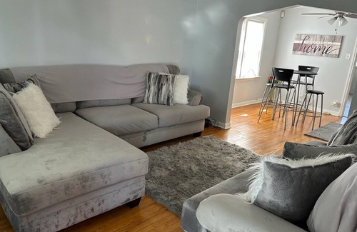 Calumet Park House | Cozy 3-bedroom vacation home just 17 minutes from Lake Michigan