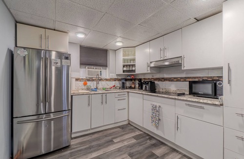 Revere Apartment | Cozy 3B near Beach/Boston