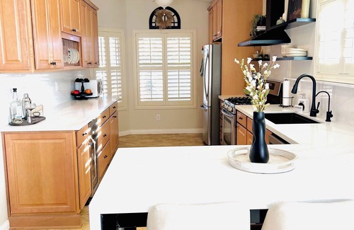 Las Vegas House | Cozy 3bed/2bath House with Pool