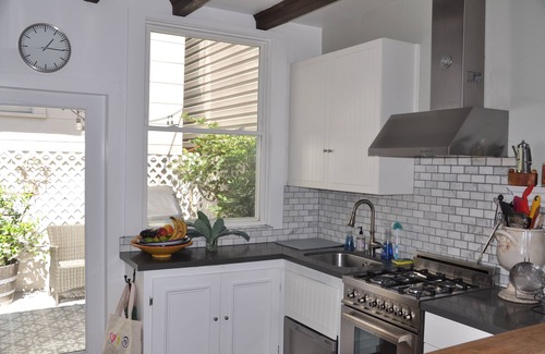 Pacific Heights House | Cozy 3BR Cottage in Pacific Heights