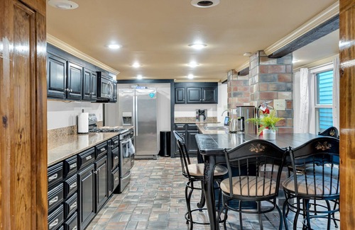 New Orleans Apartment | Cozy 3BR Near Bayou St. John – Mid-City NOLA Charm