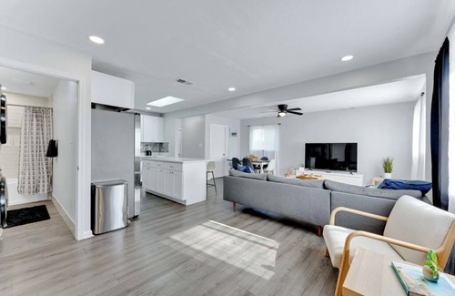 Northwest House | Cozy 3BR Virginia Beach Ideal for Extended Stays