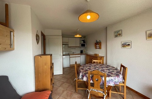Crest-Voland Apartment | Cozy 4-Person Apartment, 2 Rooms + Mountain Area, Near Slopes, Terrace, Parking, Wi-Fi Option