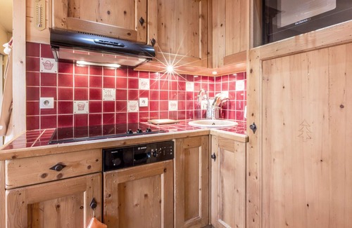 La Clusaz Apartment | Cozy 4-Person Apartment, Ski Lifts Nearby, Parking, 3-Star Comfort, La Clusaz
