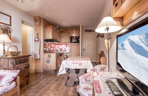 La Clusaz Apartment | Cozy 4-Person Apartment, Ski Lifts Nearby, Parking, 3-Star Comfort, La Clusaz