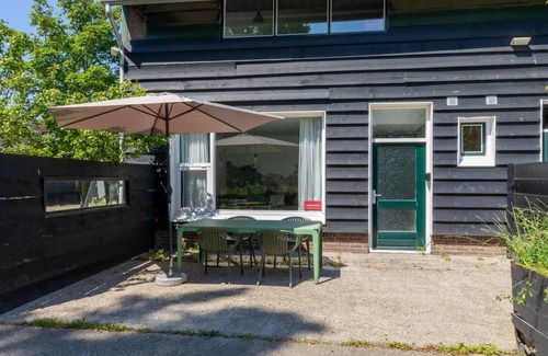 Municipality of Veere Apartment | Cozy 4-Person Stay at Rustenpolder