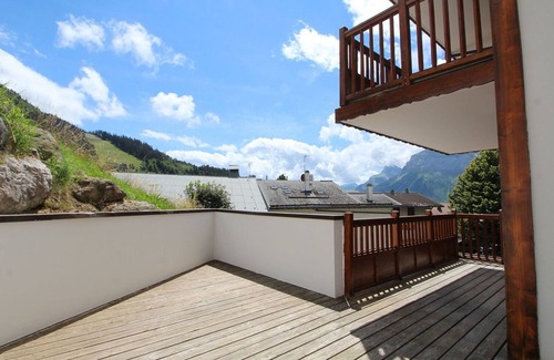 Les Carroz-d'Araches Apartment | Cozy 4-Room Apartment, Sleeps 8, Garage, Near Village Center & Ski Lifts