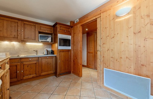 Les Allues Apartment | Cozy 4-room apartment, 6 people, south terrace, Méribel