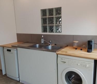 Bassy Apartment | Cozy 40 minutes from Geneva & Annecy