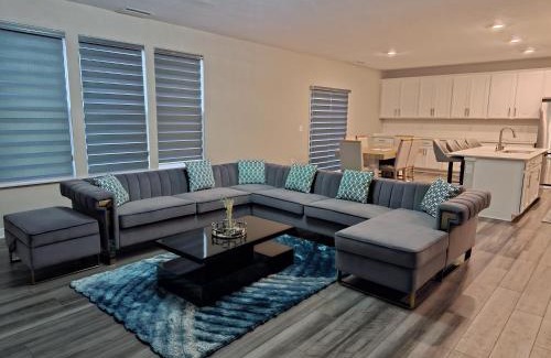 Brownsburg Villa | Cozy 5 bedroom and 4 bathroom