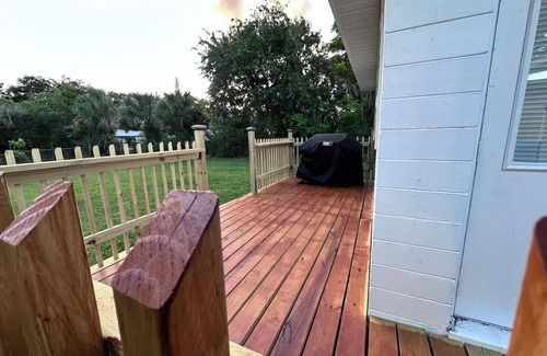 Holly Hill House | Cozy - 6 guest-Near the Beachn