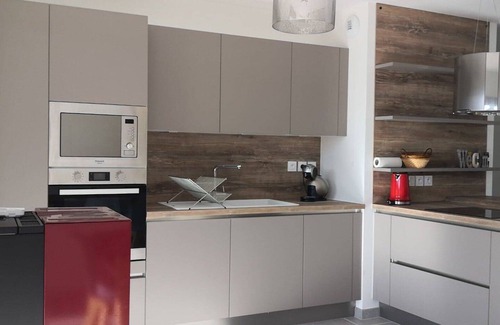 Villard-de-Lans Apartment | Cozy 6-Person Apartment with Terrace, Parking, and Sport Storage