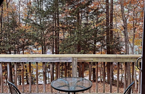 Naples Cabin | Cozy A frame cabin minutes from Sebago Lake and the Naples Causeway