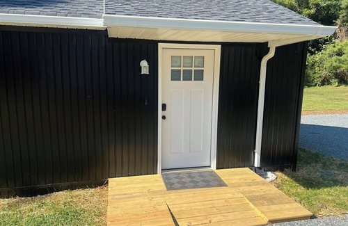 Winston - Salem Apartment | Cozy Accessible Studio Near Wake Forest & Downtown Winston-Salem