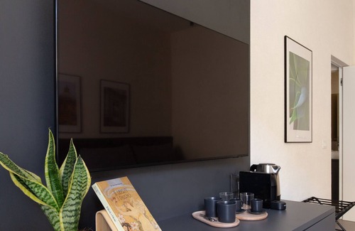 Ruggero Settimo Apartment | Cozy accommodation in the center of Palermo within walking distance of Via Libertà.