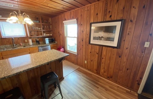 St. George Island Villa | Cozy and located in the center of the island close to local shops & restaurants!