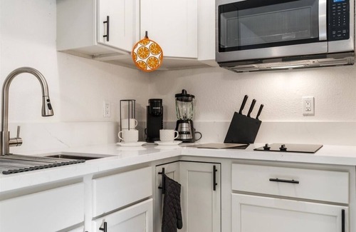 Palm Desert Apartment | Cozy and peaceful studio with complete privacy. Close to everything!