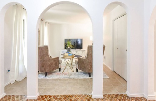 Richardson House | Cozy and Quiet Home In Richardson, Garland, Dallas