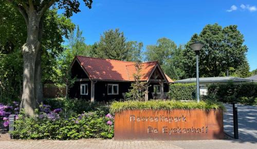 Krachtighuizen Ski Chalet | Cozy and spacious holiday home, quiet area, kids for free