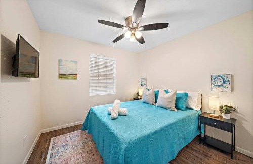 El Lago House | Cozy and Stylish 3-Bedroom Sanctuary