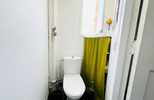 La Celle-sous-Gouzon Apartment | Cozy apartment, 5 min from Gabriel Péri metro station