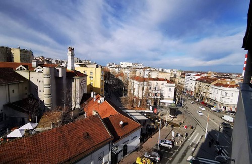 Stari Grad Apartment | Cozy apartment at Skadarlija bohemian quarter.