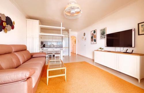 Callao Salvaje Apartment | Cozy apartment by the ocean, Aquaviva CS603