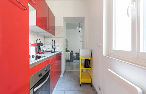 Reims City Centre Apartment | Cozy apartment-Centre ville Place d'Erlon- 5min Gare Centre - 2min TRAM